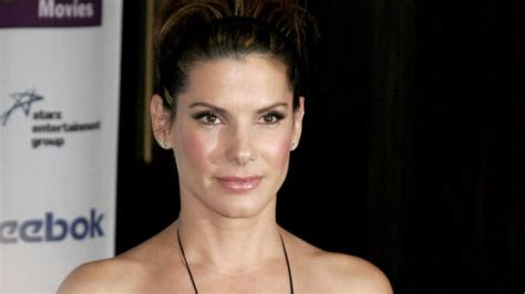 how tall is sandra bullock|More.